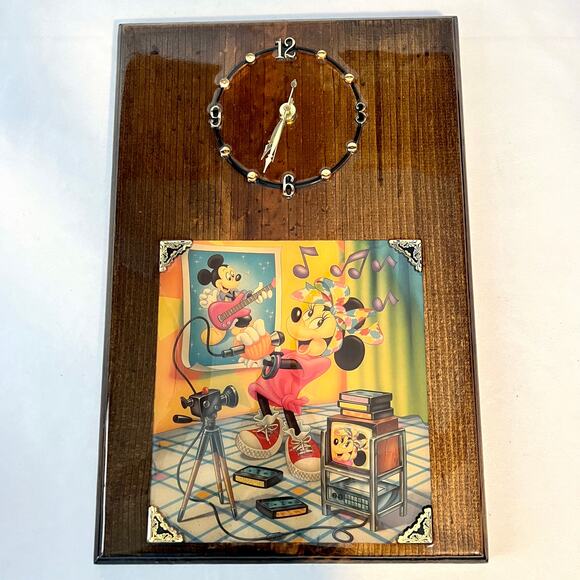 Vintage Handmade Minnie Mouse Wood Plaque Clock - Picture 3 of 9
